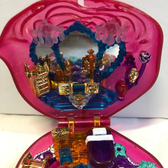 Polly pocket vintage rose compact vintage toy no figures, has damage, 1996 - Picture 3 of 14